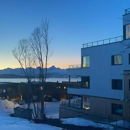 Large With Spectacular Views * Tromsø